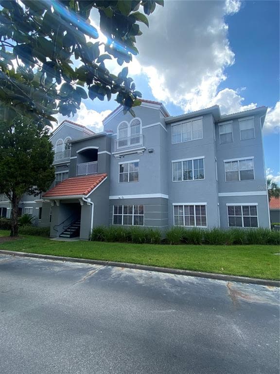 18001 RICHMOND PLACE DRIVE UNIT 710 TAMPA, FL 33647