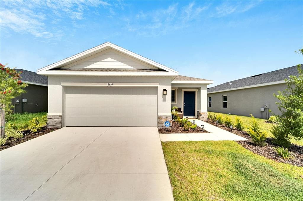8610 BONFIRE WAY PARRISH, FL 34219