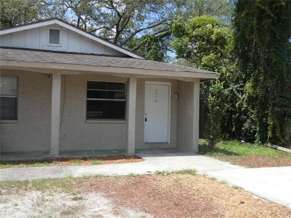 1207 E 108TH AVENUE TAMPA, FL 33612