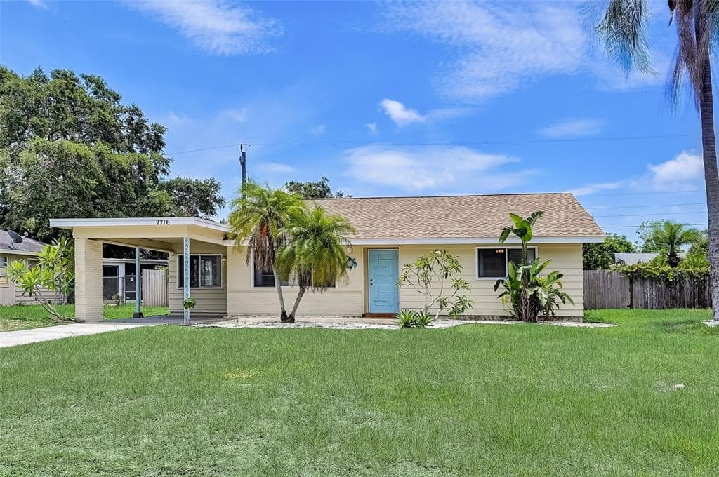 2716 SYDELLE STREET SARASOTA, FL 34237
