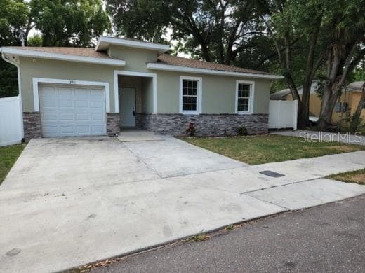 3911 E CURTIS STREET TAMPA, FL 33610