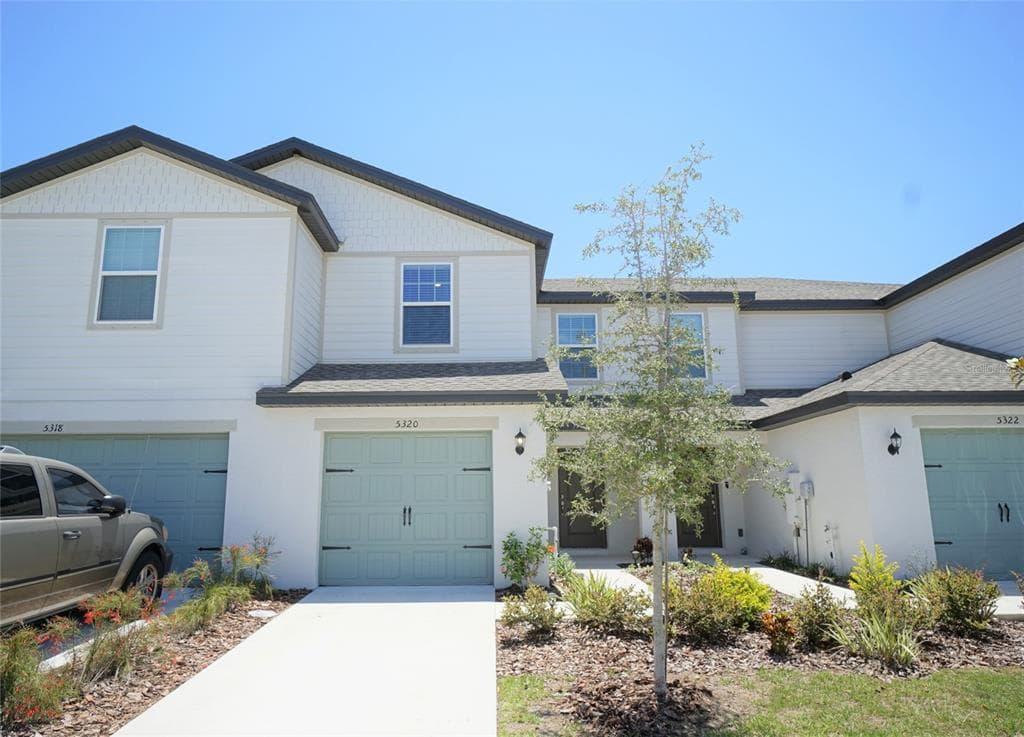 5320 NEW FRIENDSHIP PLACE TAMPA, FL 33619