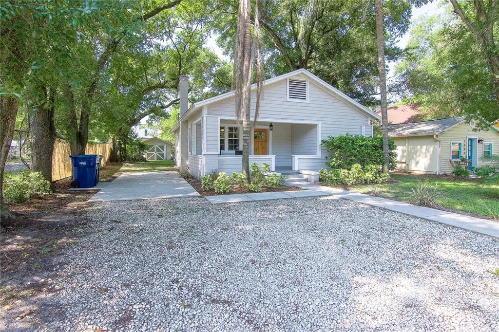 1005 E IDA STREET TAMPA, FL 33603