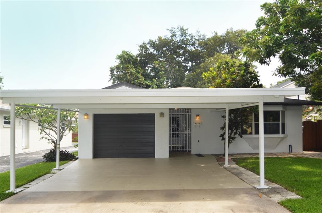 4511 W FIG STREET