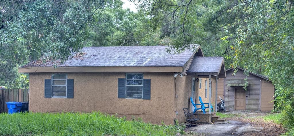 6107 16TH AVENUE S TAMPA, FL 33619