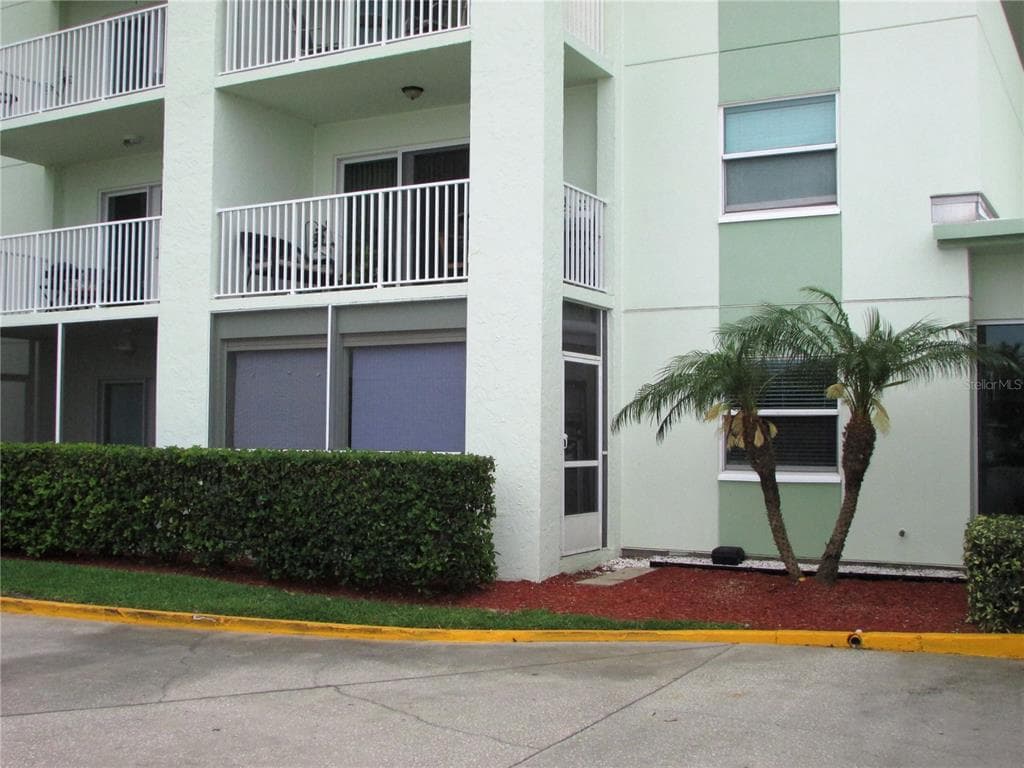 400 64TH AVENUE UNIT 108 ST PETE BEACH, FL 33706