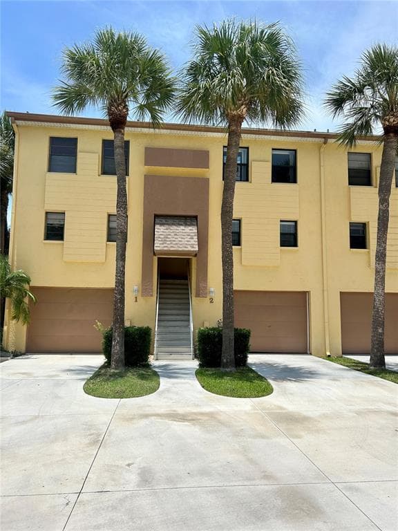 316 WINDRUSH BOULEVARD UNIT 2 INDIAN ROCKS BEACH, FL 33785
