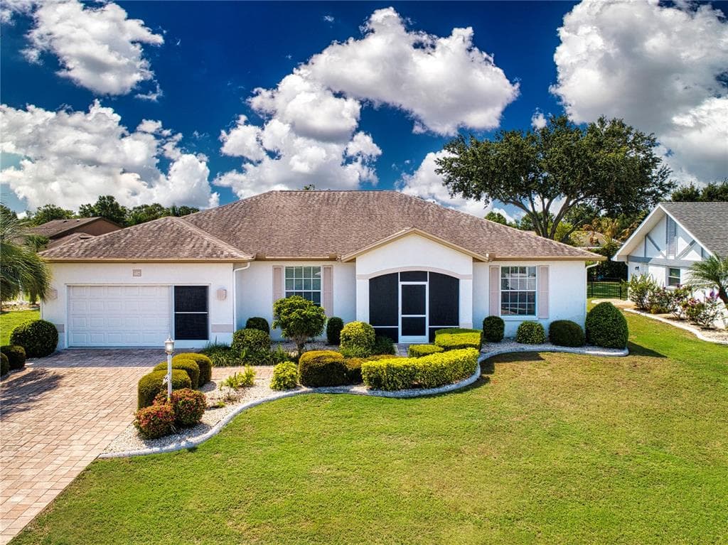 316 STONEHAM DRIVE SUN CITY CENTER, FL 33573