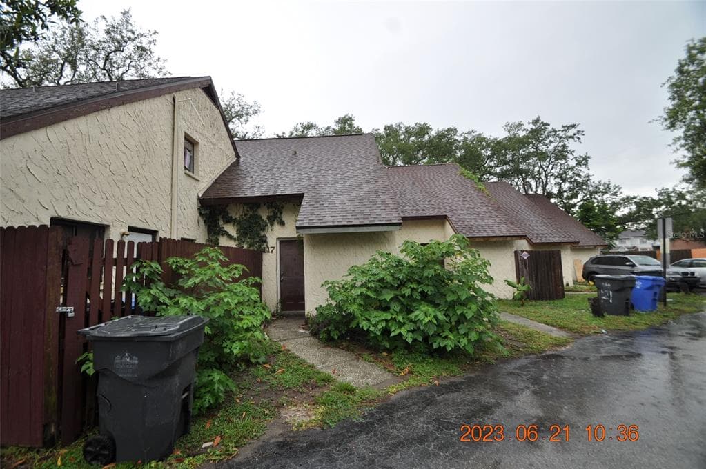 12611 TOUCHTON DRIVE UNIT 117 TAMPA, FL 33617