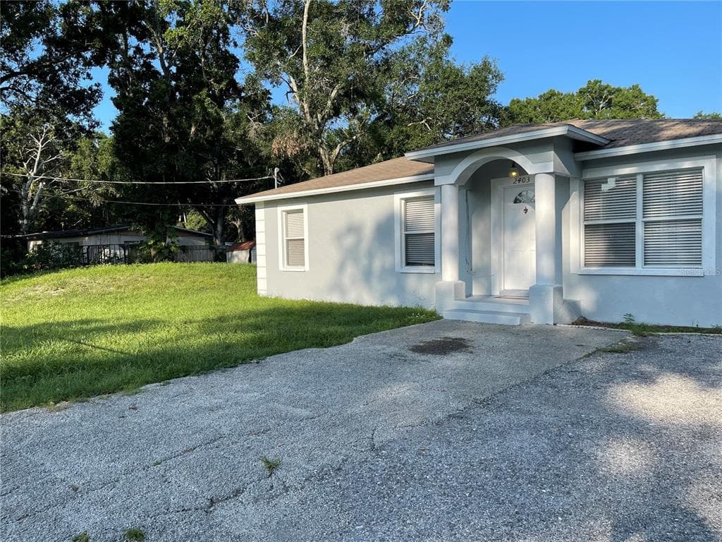 2403 S 68TH STREET TAMPA, FL 33619