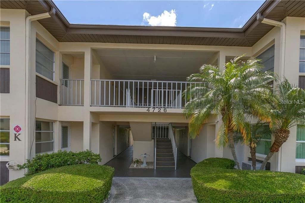 4726 MARINE PARKWAY UNIT 104 NEW PORT RICHEY, FL 34652