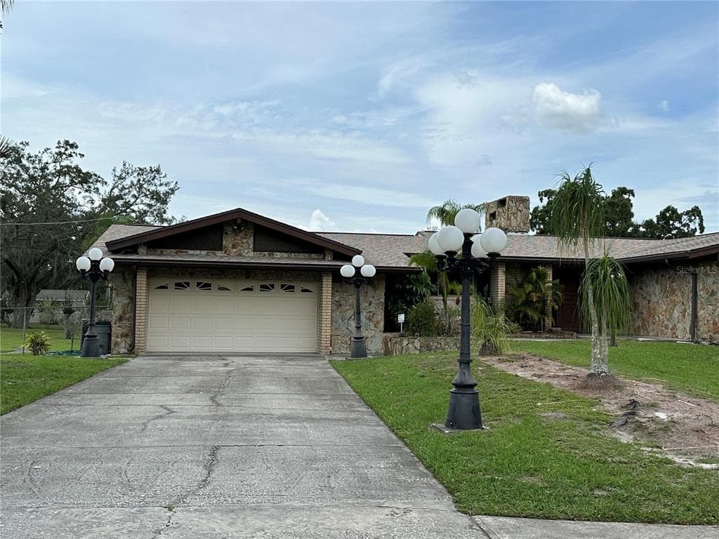 1511 BROOKER ROAD