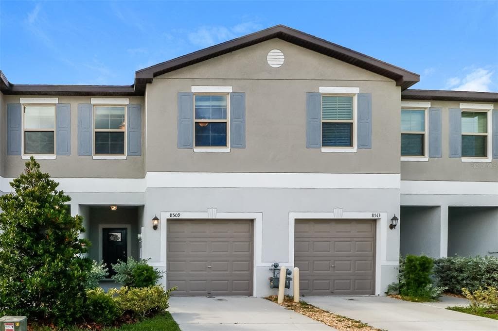 8509 CAMPUS WOODS WAY NEW PORT RICHEY, FL 34655