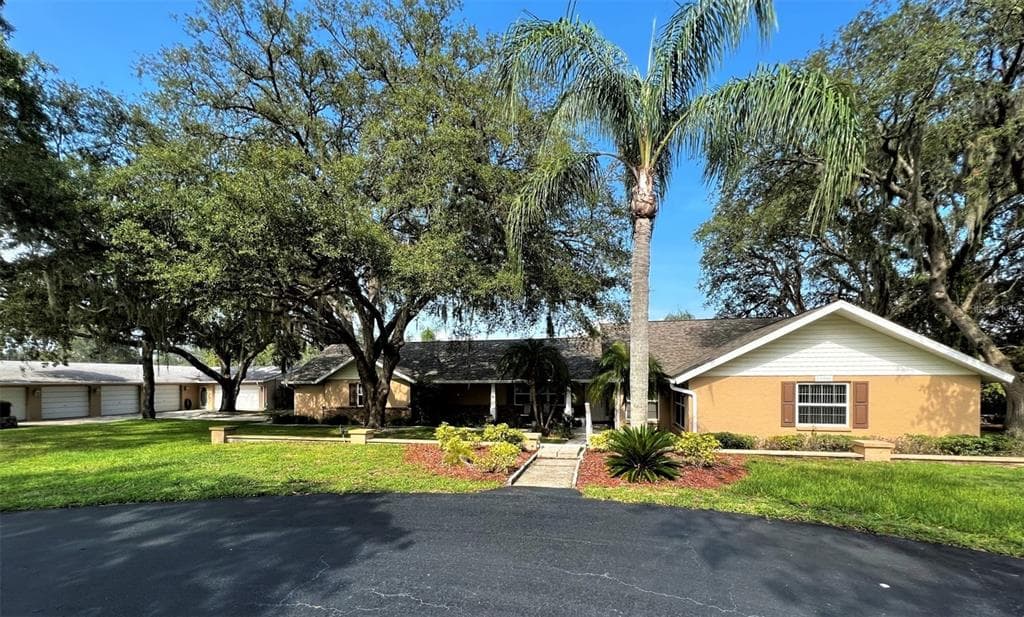 11446 PINE FOREST DRIVE NEW PORT RICHEY, FL 34654