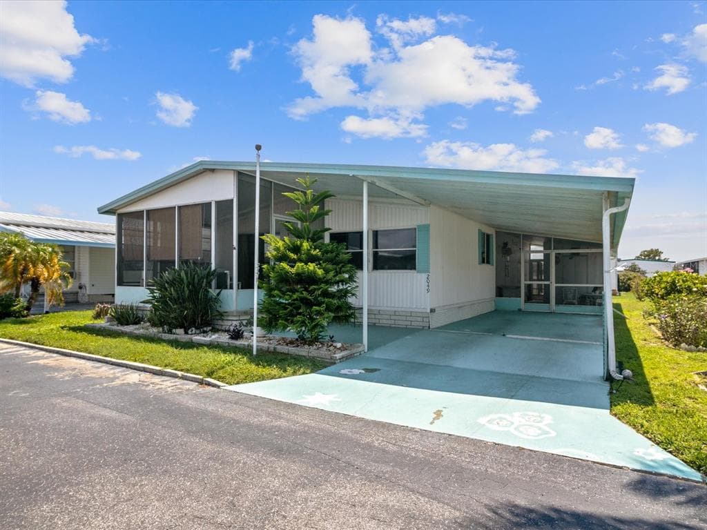 2049 KONA DRIVE HOLIDAY, FL 34691