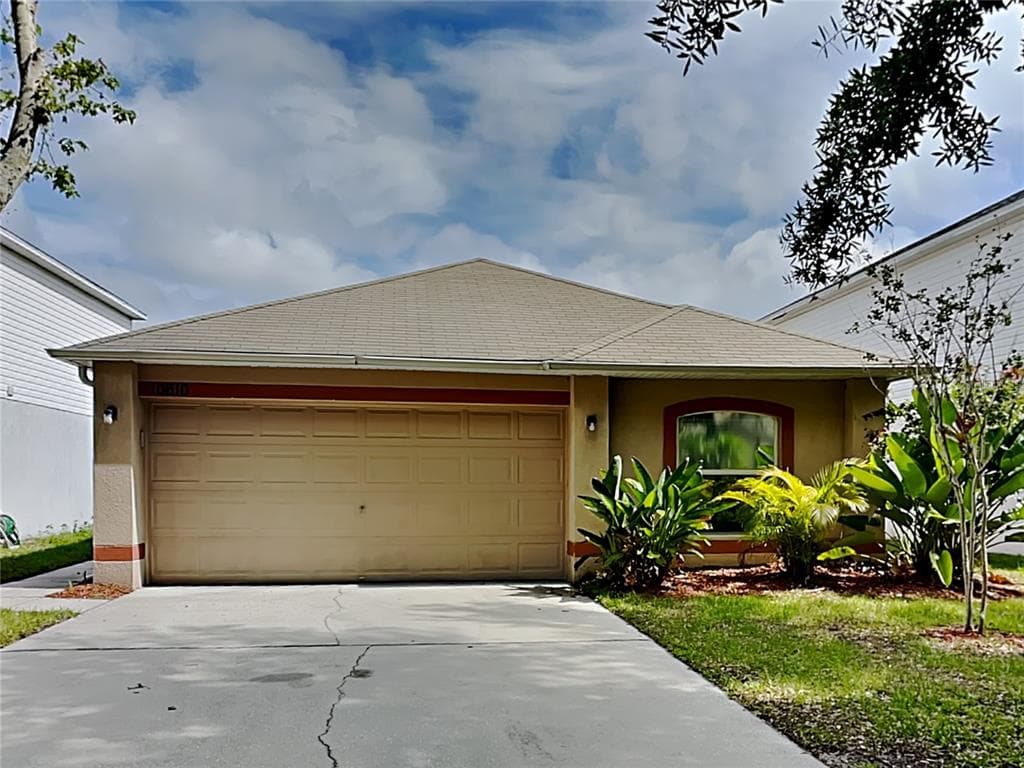 10610 OPUS DRIVE RIVERVIEW, FL 33579