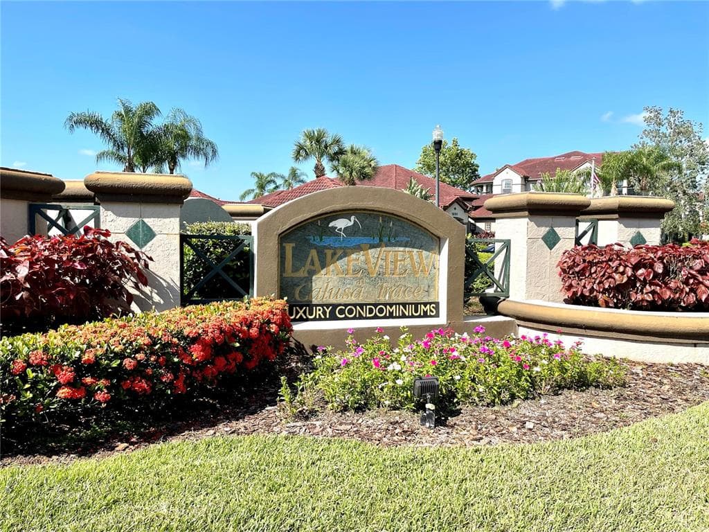 18108 PEREGRINES PERCH PLACE UNIT 7208 LUTZ, FL 33558