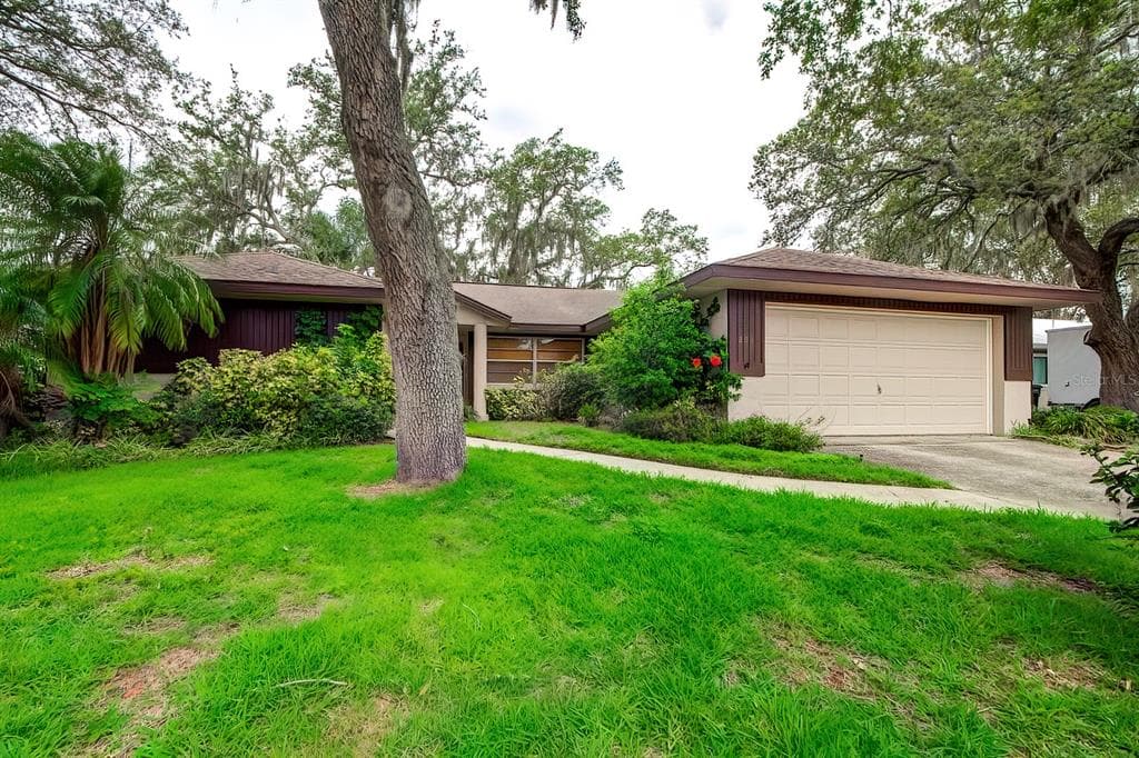 204 FOXWOOD DRIVE BRANDON, FL 33510