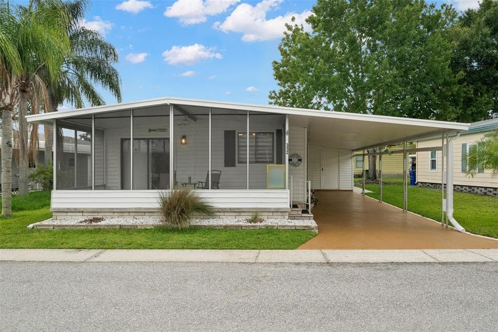 332 CANAL WAY OLDSMAR, FL 34677