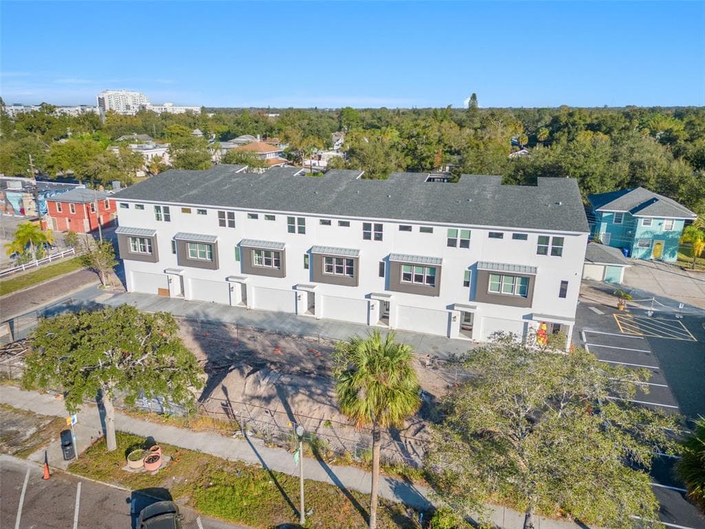 37 29TH STREET N ST PETERSBURG, FL 33713