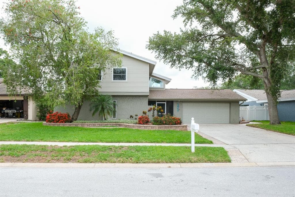 3992 ORCHARD HILL CIRCLE PALM HARBOR, FL 34684