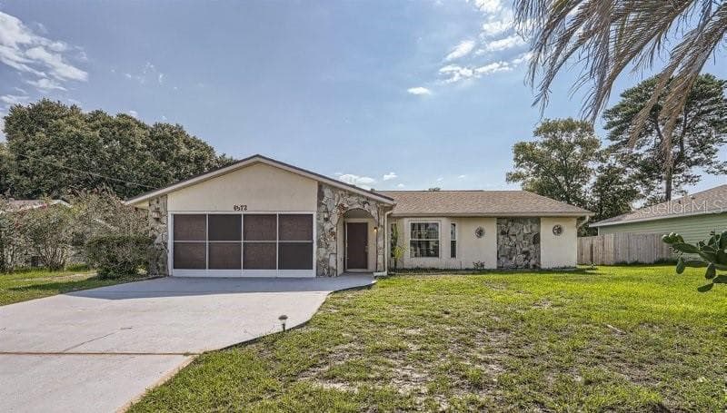 6572 FREEPORT DRIVE SPRING HILL, FL 34608