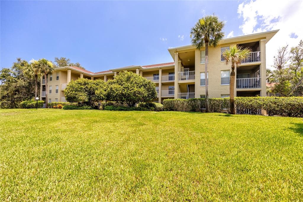 2690 CORAL LANDINGS BOULEVARD UNIT 732 PALM HARBOR, FL 34684