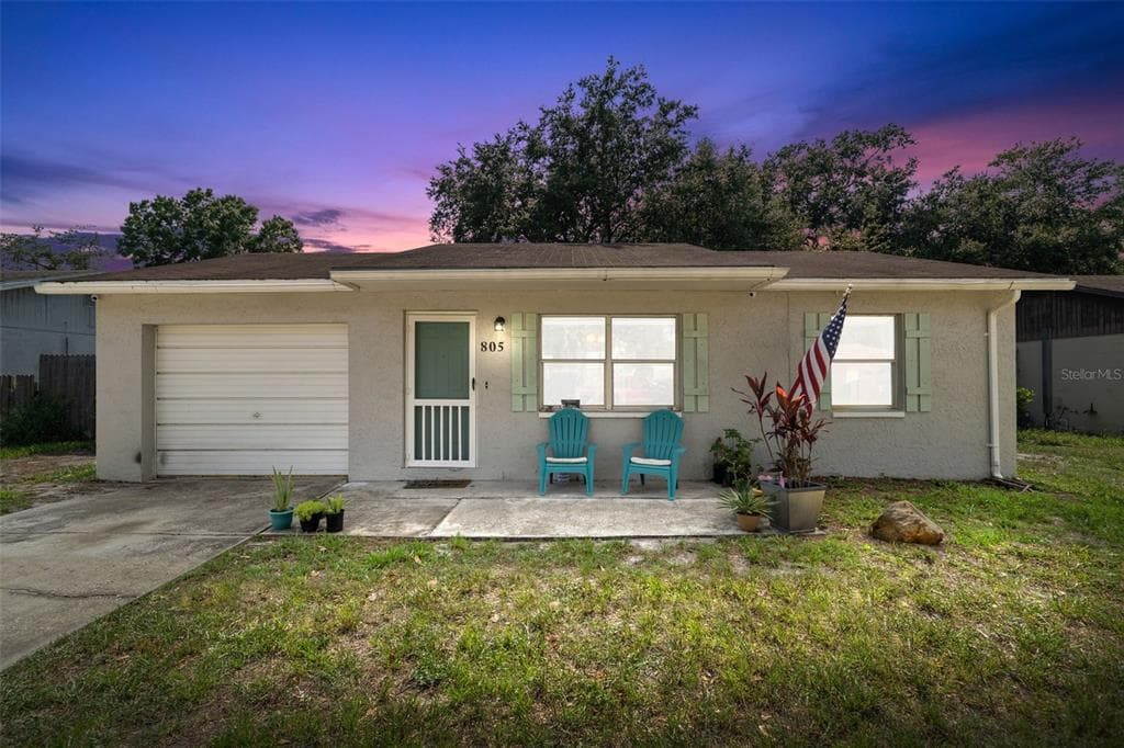 805 CINNAMON DRIVE E WINTER HAVEN, FL 33880