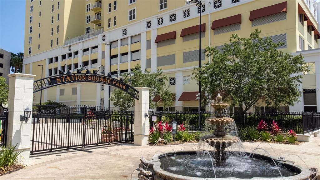 628 CLEVELAND STREET UNIT 604 CLEARWATER, FL 33755