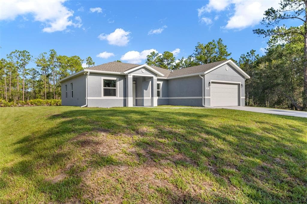 917 JOHNS AVENUE LEHIGH ACRES, FL 33972