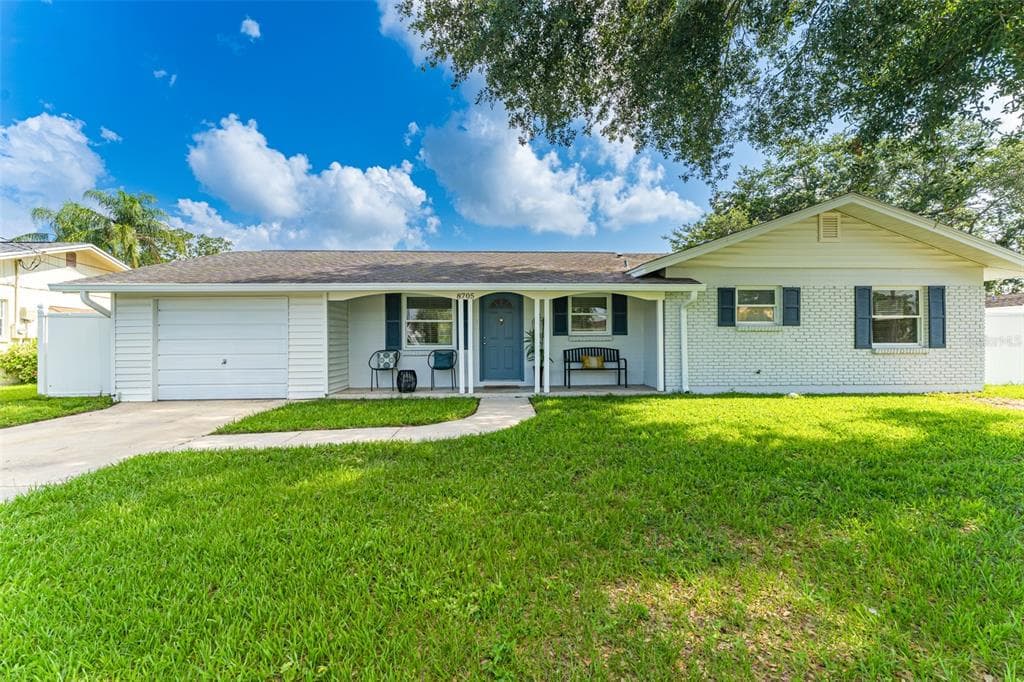 8705 DRIFTWOOD DRIVE TAMPA, FL 33615