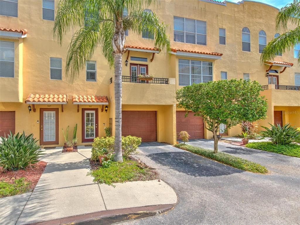 3107 TOSCANA CIR TAMPA, FL 33611