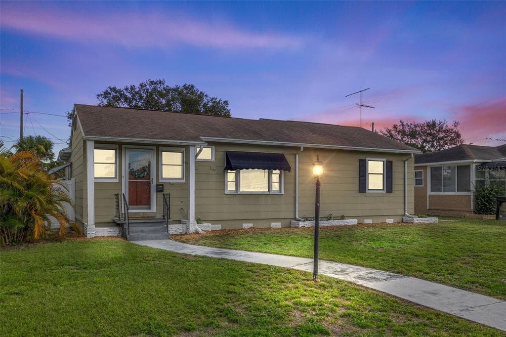 141 39TH AVENUE NE ST PETERSBURG, FL 33703