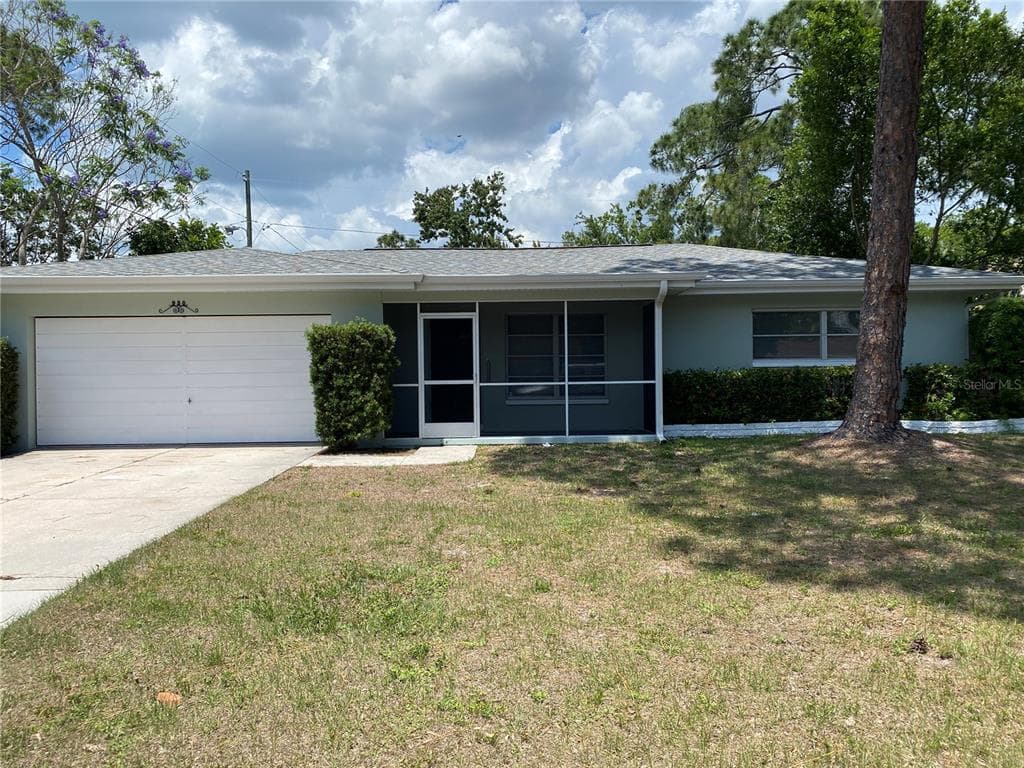 950 LAKEWOOD DRIVE DUNEDIN, FL 34698