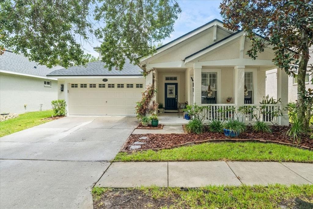 4841 SKY BLUE DRIVE LUTZ, FL 33558