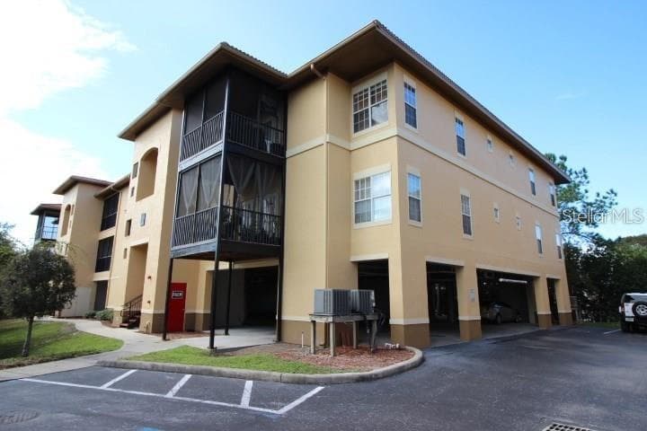 4312 BAYSIDE VILLAGE DRIVE UNIT 204 TAMPA, FL 33615