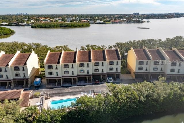 1720 LIGHTHOUSE TERRACE S UNIT 7 SOUTH PASADENA, FL 33707