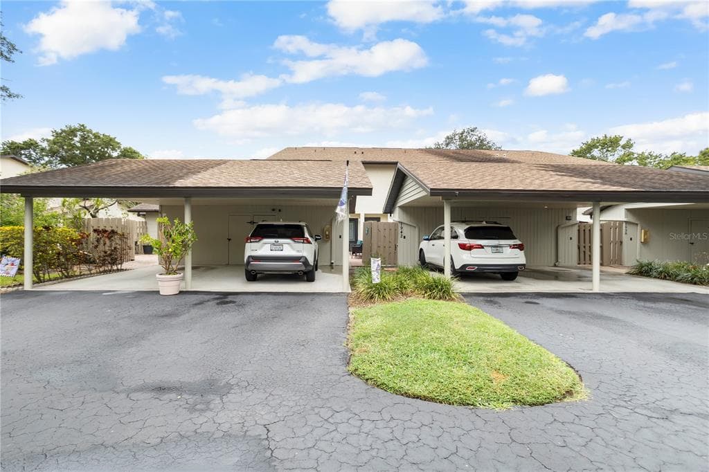 1944 WHITNEY WAY CLEARWATER, FL 33760