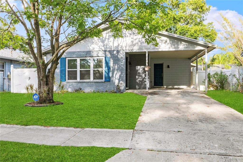 7012 S FITZGERALD STREET TAMPA, FL 33616