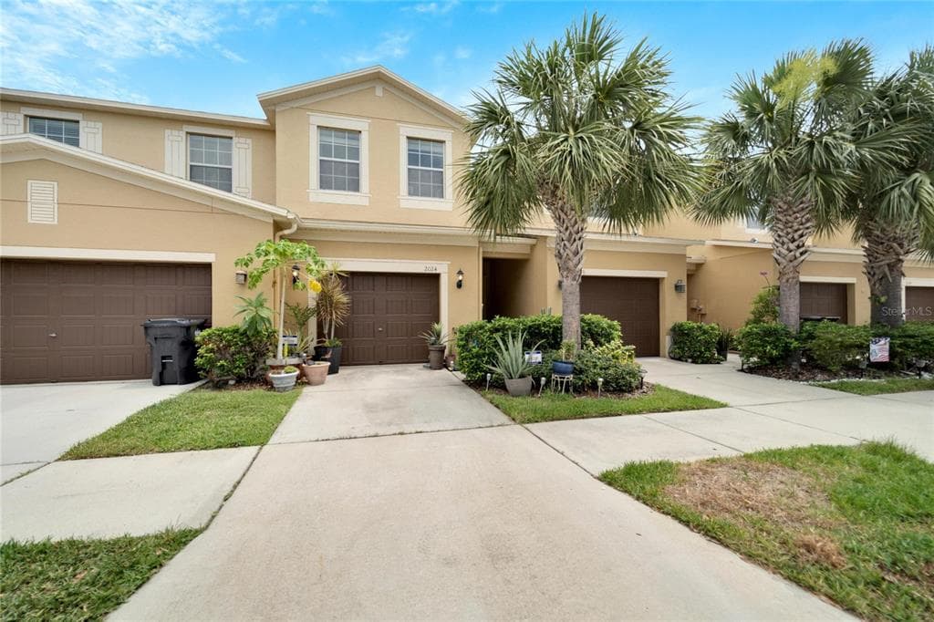 2024 HAWKS VIEW DRIVE RUSKIN, FL 33570