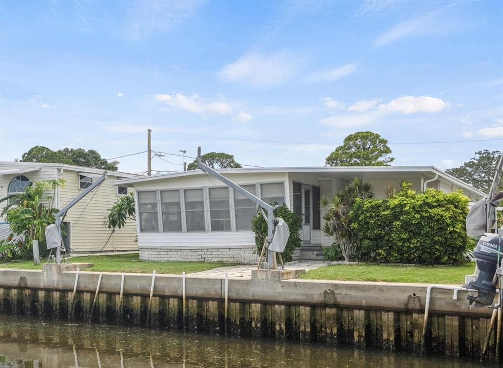 12 YAWL LANE PALM HARBOR, FL 34683