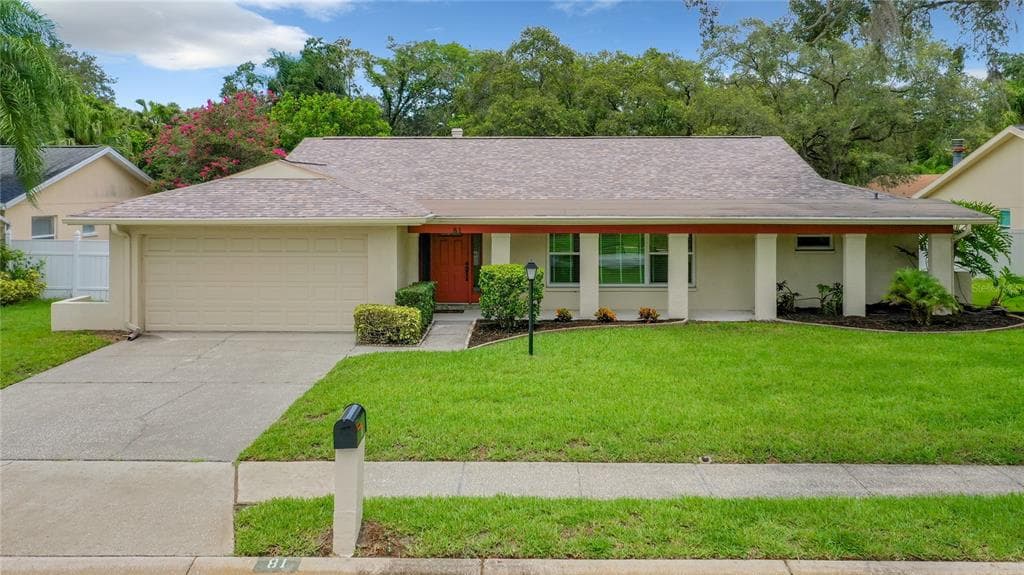 81 HARBOR WOODS CIRCLE SAFETY HARBOR, FL 34695