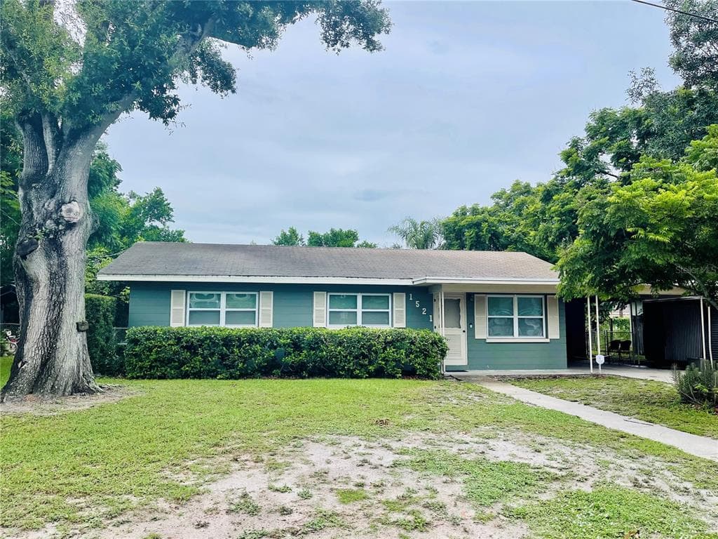 1521 SPARROW DRIVE LAKELAND, FL 33801
