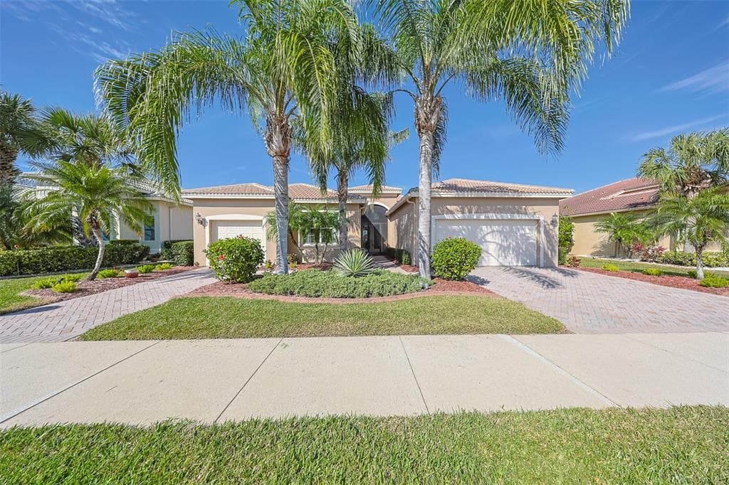 5051 RUBY FLATS DRIVE WIMAUMA, FL 33598
