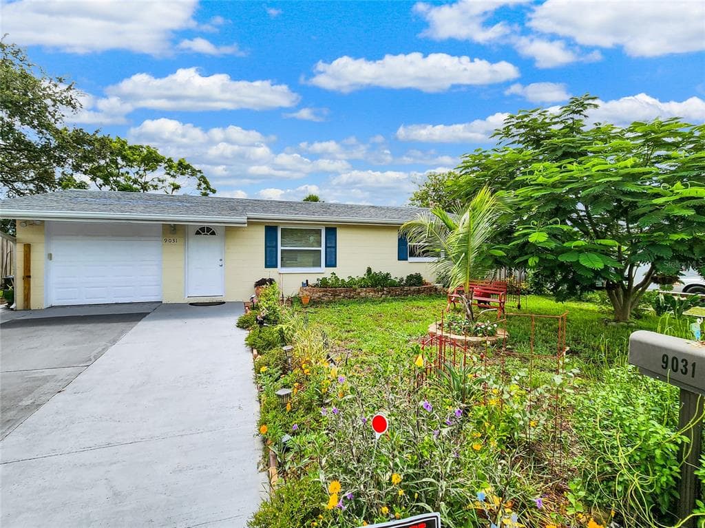 9031 GRAY FOX LANE