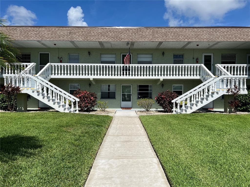 1250 S PINELLAS AVENUE UNIT 404 TARPON SPRINGS, FL 34689