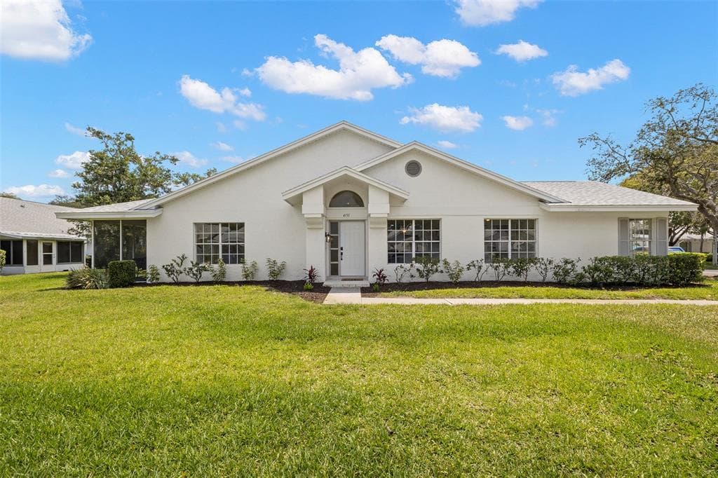 4131 CASTLEWOOD DRIVE HOLIDAY, FL 34691