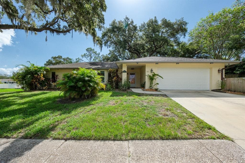 65 HARBOR OAKS CIRCLE SAFETY HARBOR, FL 34695