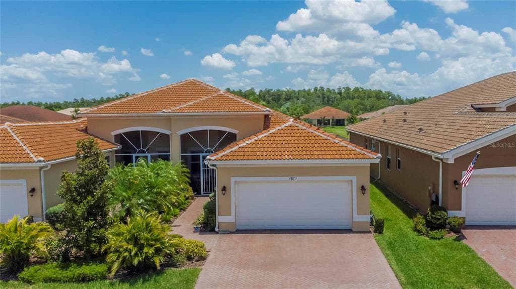 4873 MARBLE SPRINGS CIRCLE WIMAUMA, FL 33598