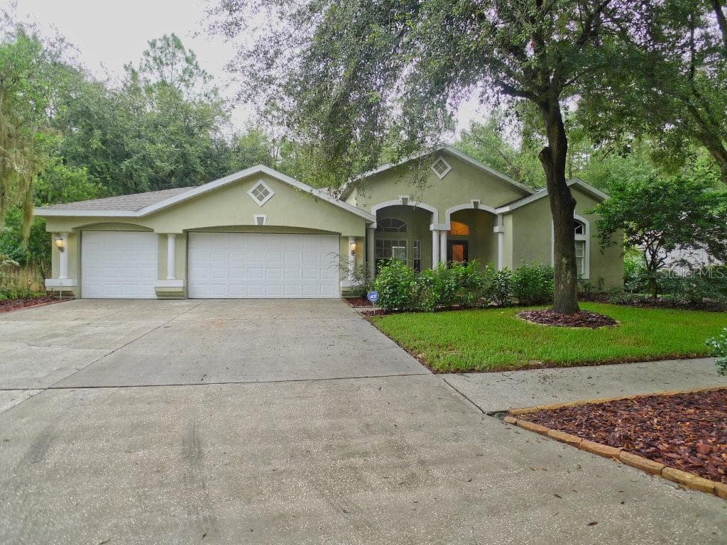 16012 PENWOOD DRIVE TAMPA, FL 33647